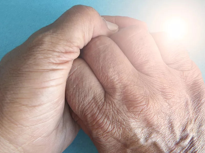 神經(jīng)干細胞移植治療帕金森病的臨床應用潛力 神經(jīng)干細胞移植治療帕金森病的臨床應用潛力