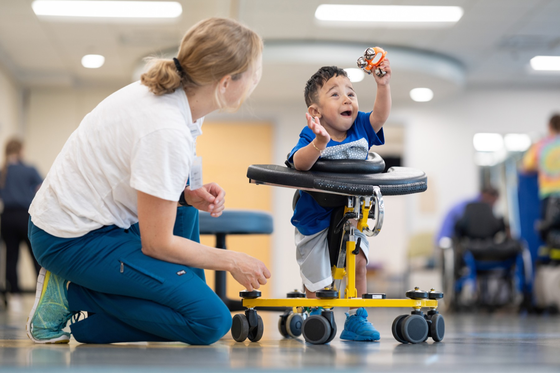 從嬰幼兒到成人：干細胞療法適用于哪些年齡段的腦癱患者？